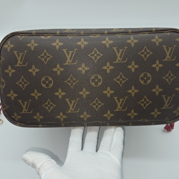 Louis Vuitton Brown and Pink Monogram Tote Bag - Picture 2 of 10